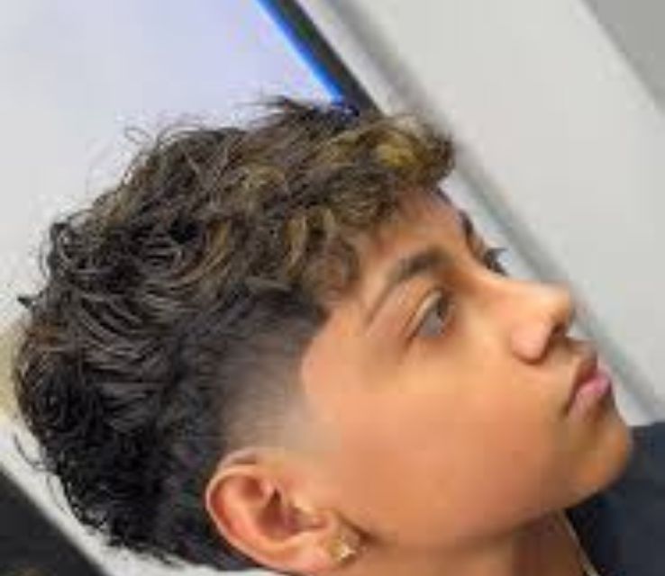 Modern Quiff With Mid-Low Skin Fade